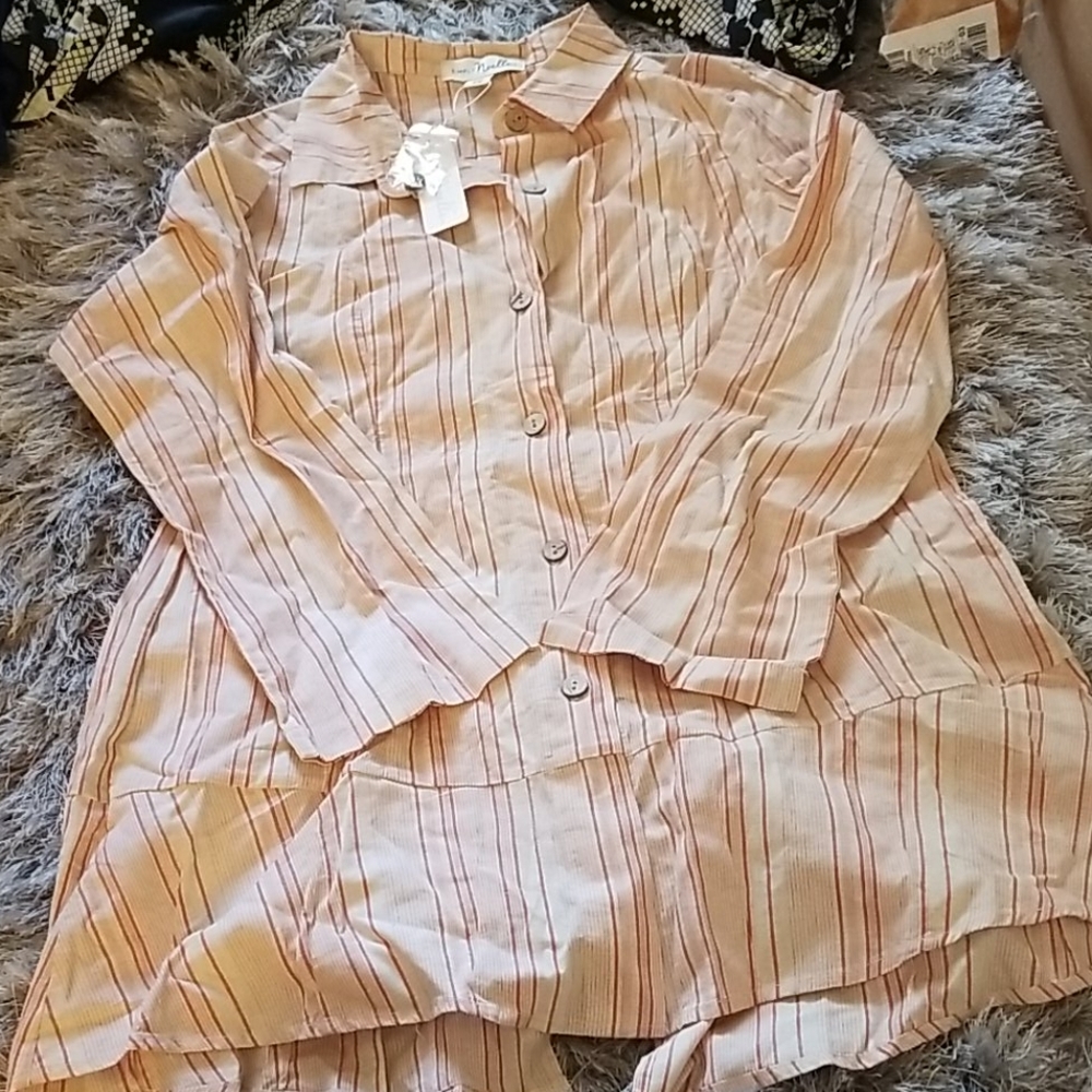 Simply noelle size s/m top